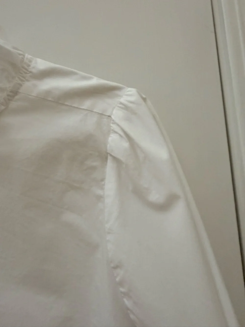 J. Crew White Ruffle Collar Popover Shirt, Size S - Picture 4 of 7